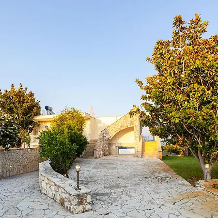 Vrampakis Chelonaria * Kalamaki (Messinia)